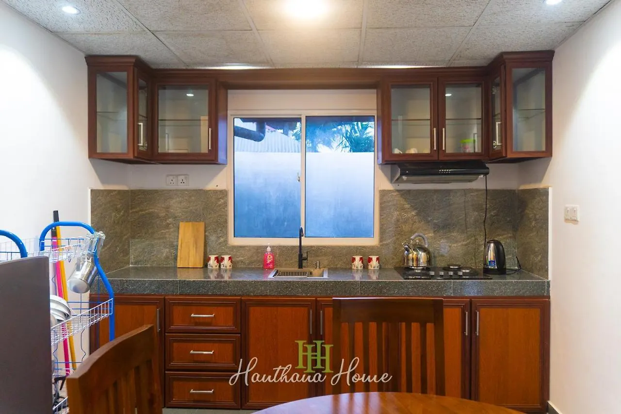 Hanthana Home Puliyadda 0*,